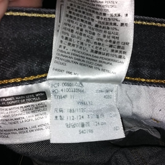 Levi's - Picture 5 of 5